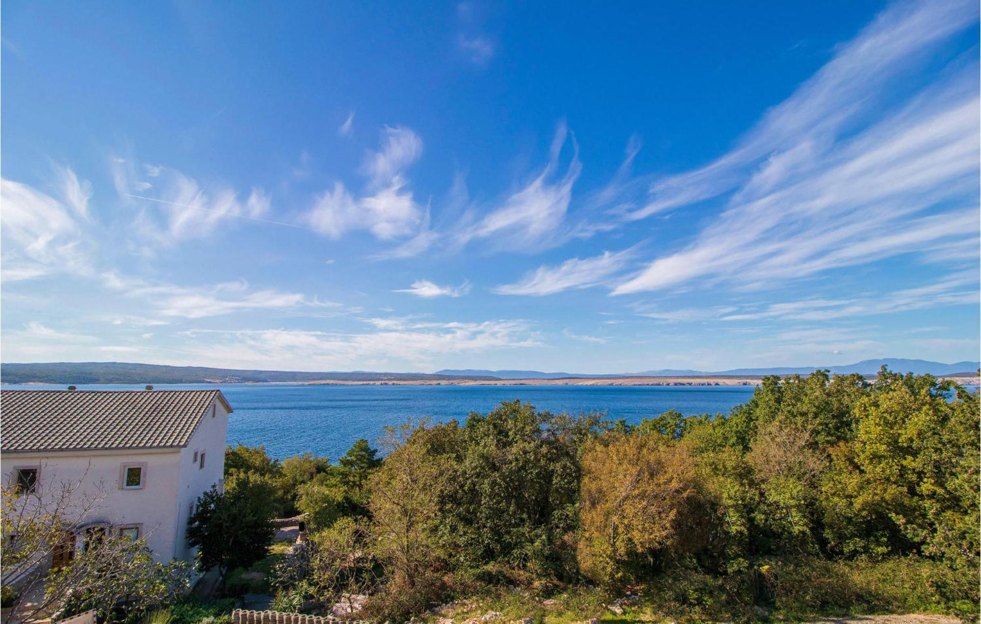 Stunning Apartment In Dramalj With House Sea View Exterior foto
